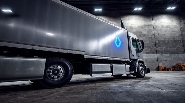 Top conseils pour sélectionner une location de camion avec chauffeur